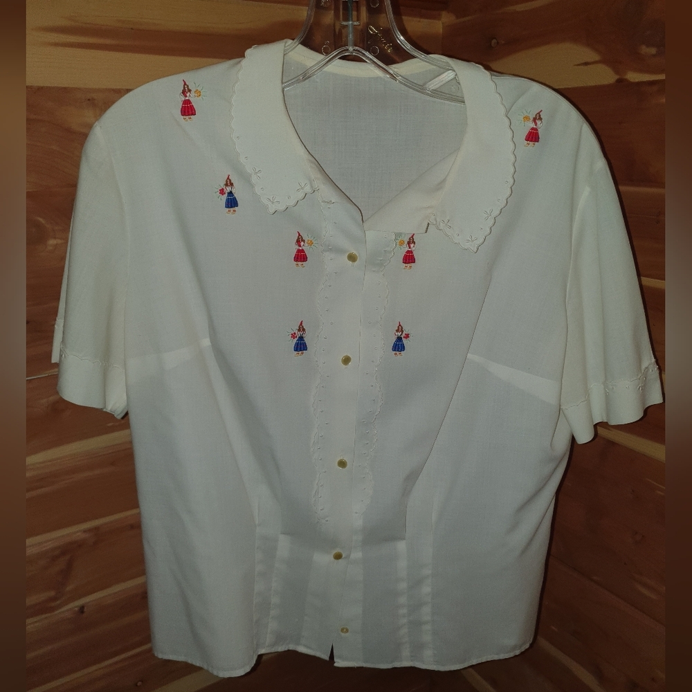 40s Vintage White Embroidered Button-Up Blouse